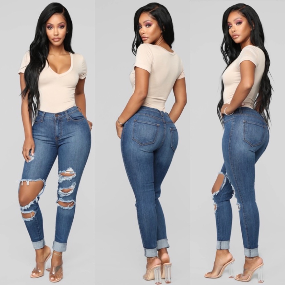 FASHION NOVA - Beach Bum Jeans in Medium Blue